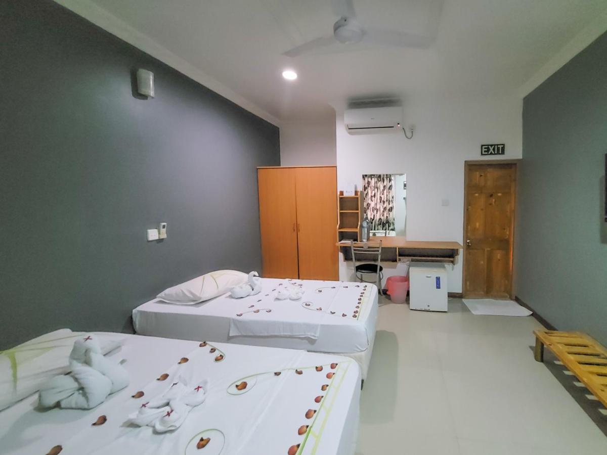 Serene Sky Guest House Thoddoo Esterno foto