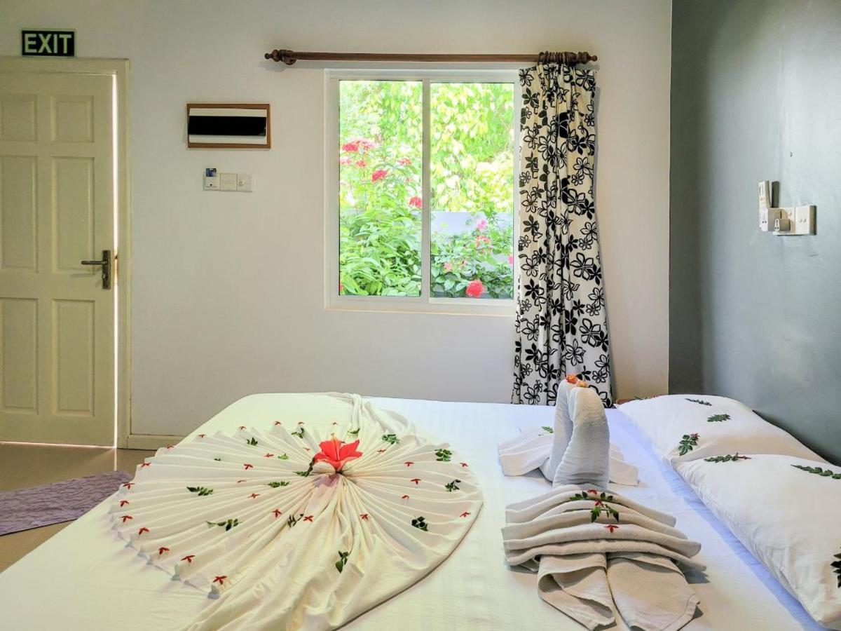 Serene Sky Guest House Thoddoo Esterno foto