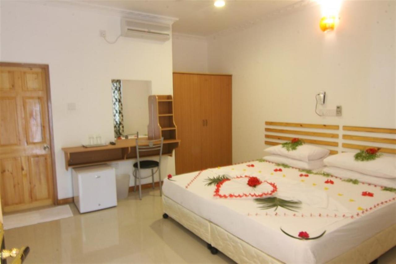 Serene Sky Guest House Thoddoo Esterno foto